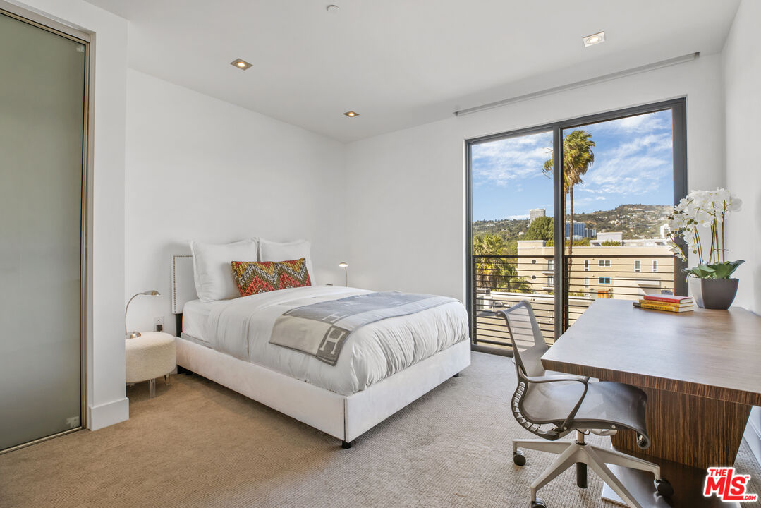 432 N Oakhurst Dr Unit: 502