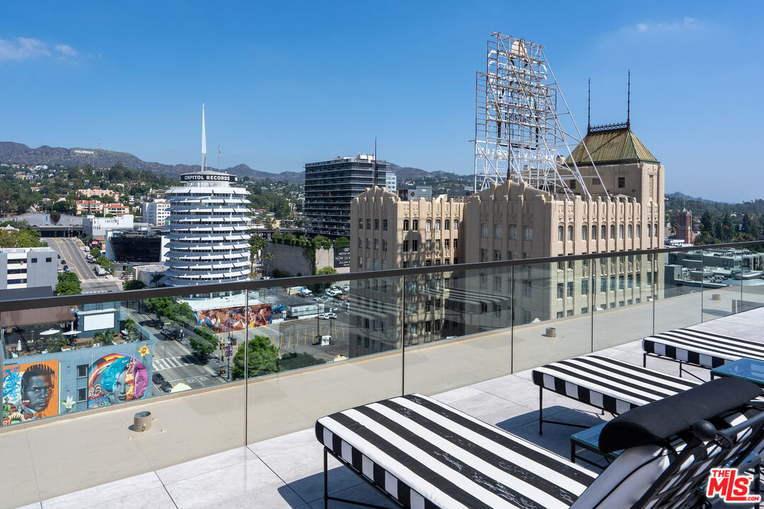1645 Vine St Unit: 411