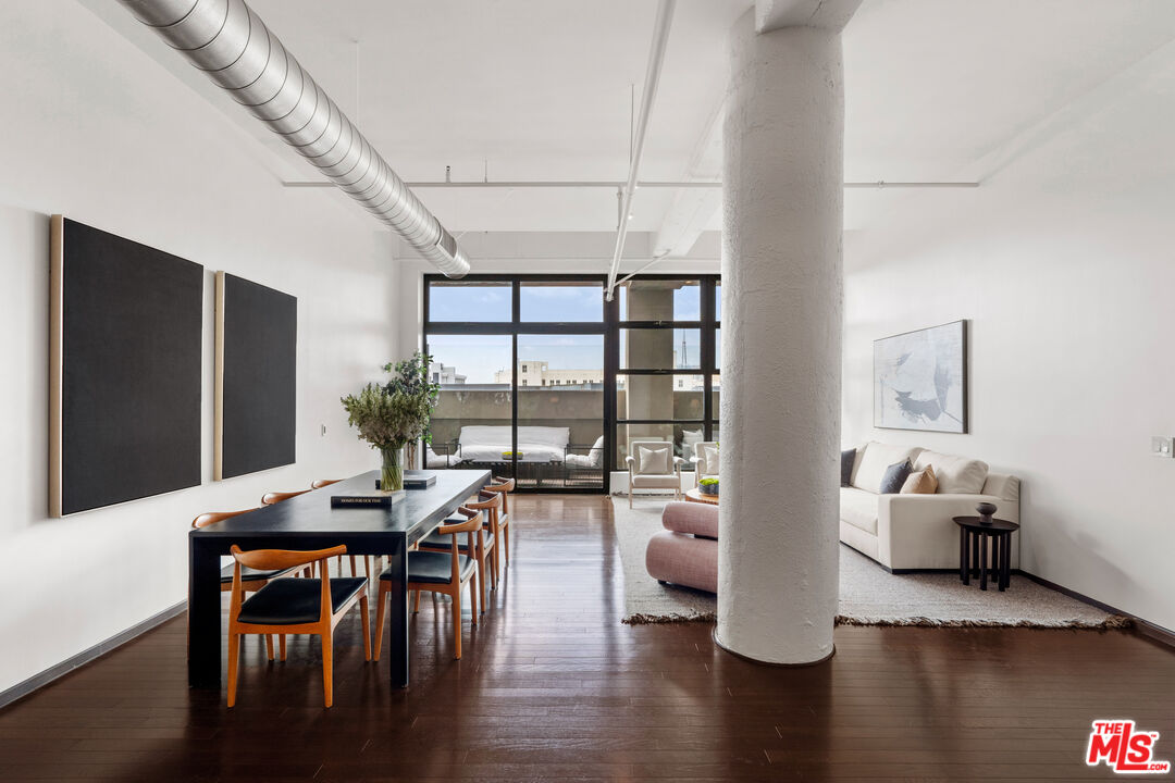 1645 Vine St Unit: 411