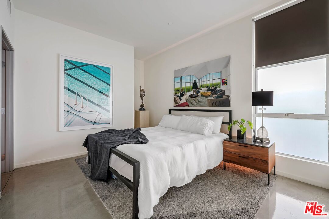 901 Hancock Ave Unit: 302