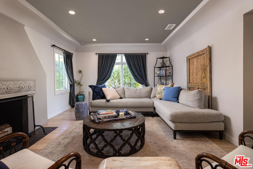 143 S Laurel Ave