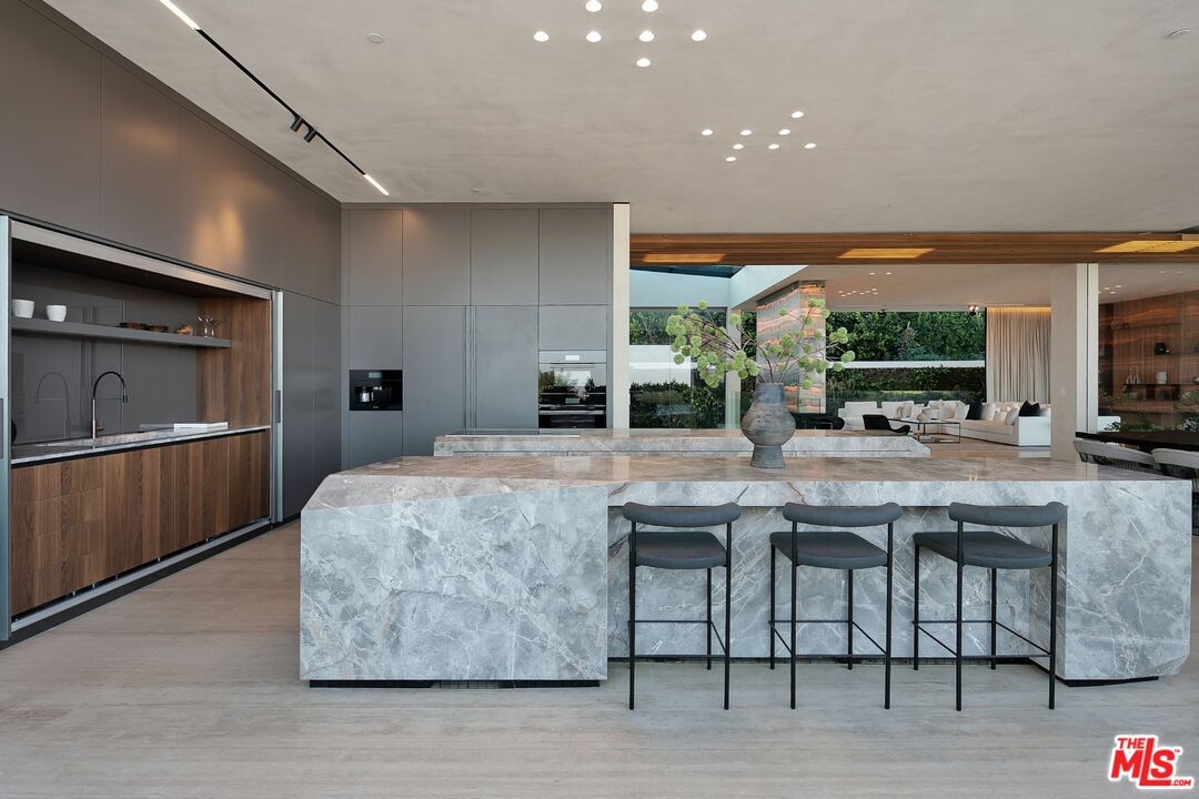 1432 Tanager Way