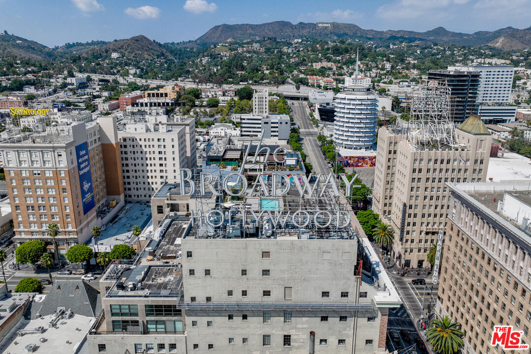 1645 Vine St Unit: 506