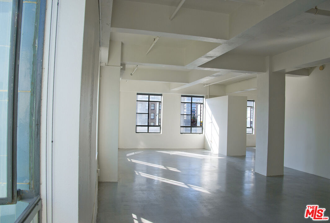 849 S Broadway Unit: 408