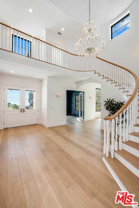 1348 Marinette Rd