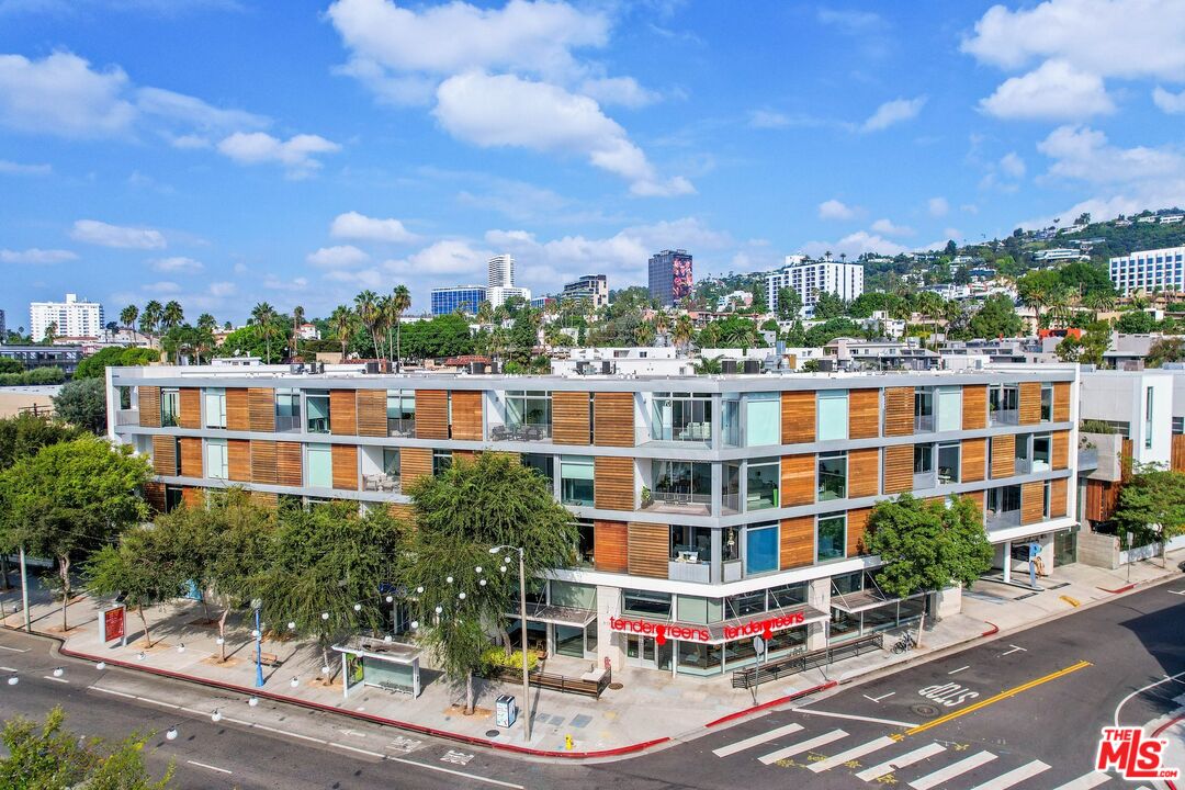 901 Hancock Ave Unit: 301