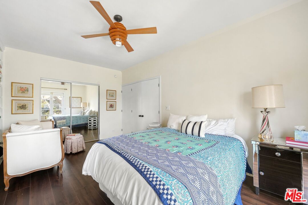 109 N Sycamore Ave Unit: 204