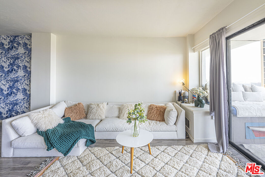 999 N Doheny Dr Unit: 508