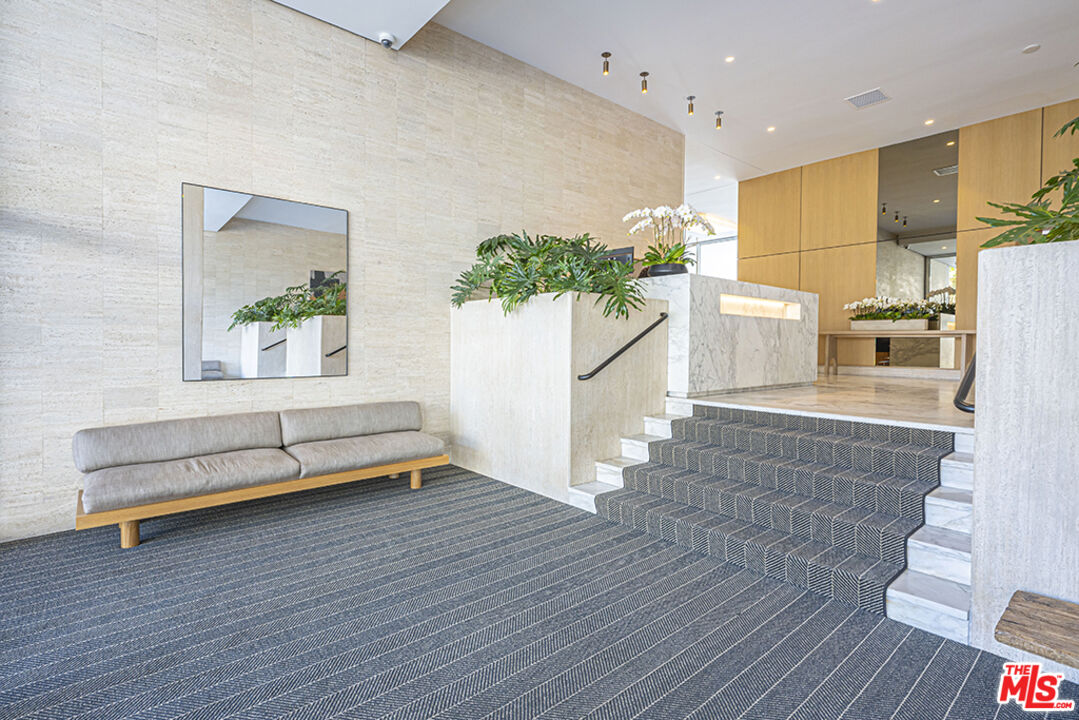 999 N Doheny Dr Unit: 508