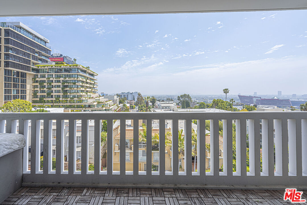 999 N Doheny Dr Unit: 508