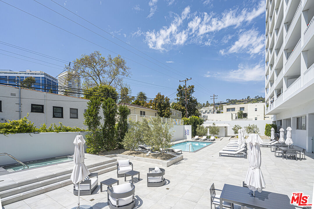 999 N Doheny Dr Unit: 508