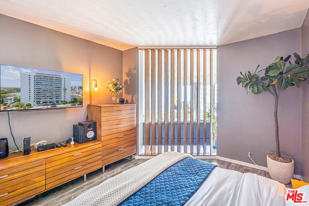 999 N Doheny Dr Unit: 508
