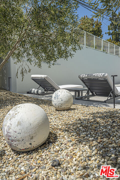 999 N Doheny Dr Unit: 508