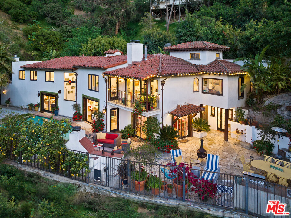 2225 Malaga Rd