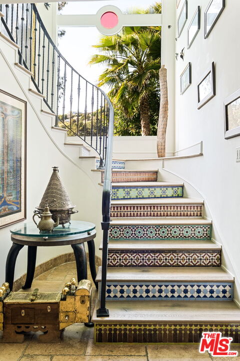 2225 Malaga Rd