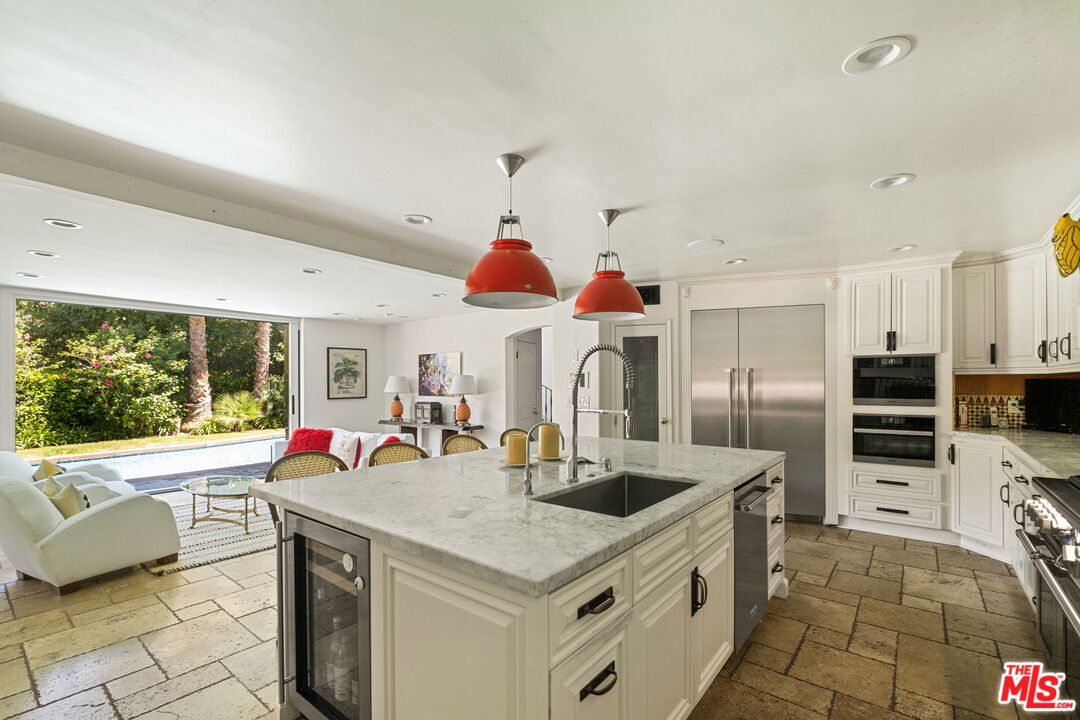 2225 Malaga Rd