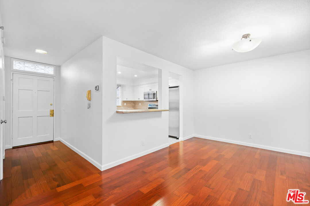 1132 19th St Unit: 3