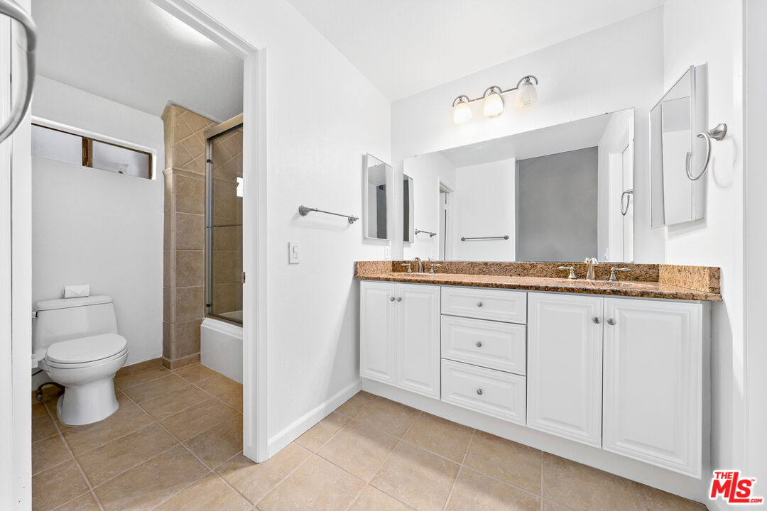 1132 19th St Unit: 3
