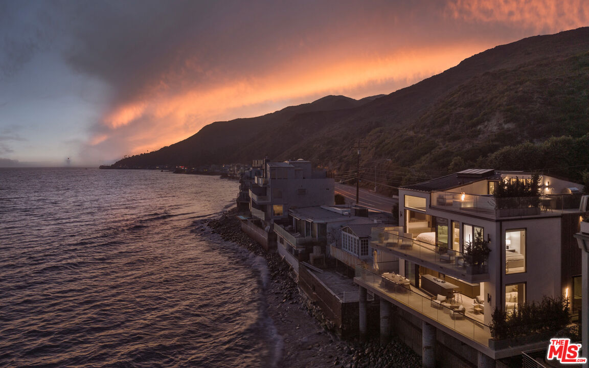 18954 Pacific Coast Highway