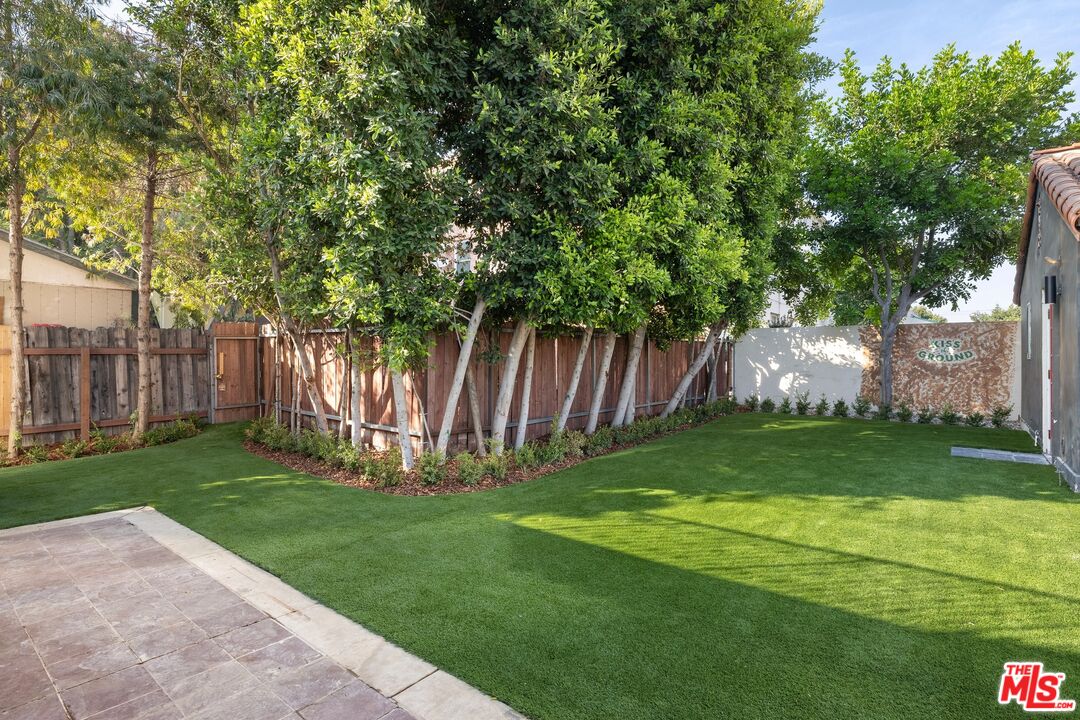 6111 Warner Dr
