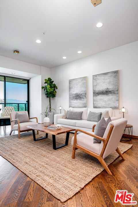 10490 Wilshire Blvd Unit: 1805