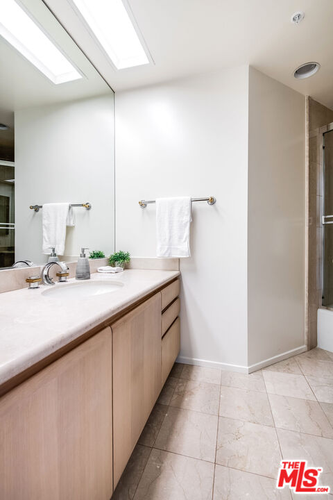 10490 Wilshire Blvd Unit: 1805
