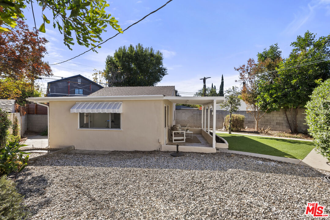 15010 Bassett St