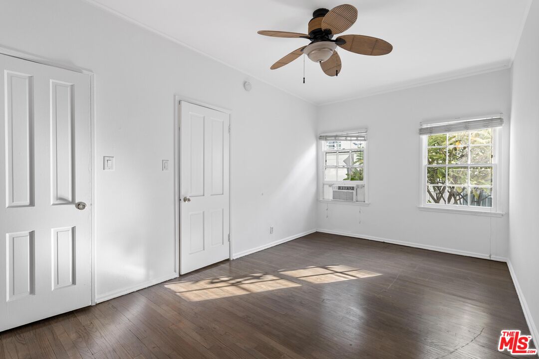 963 N Doheny Dr Unit: 3/4