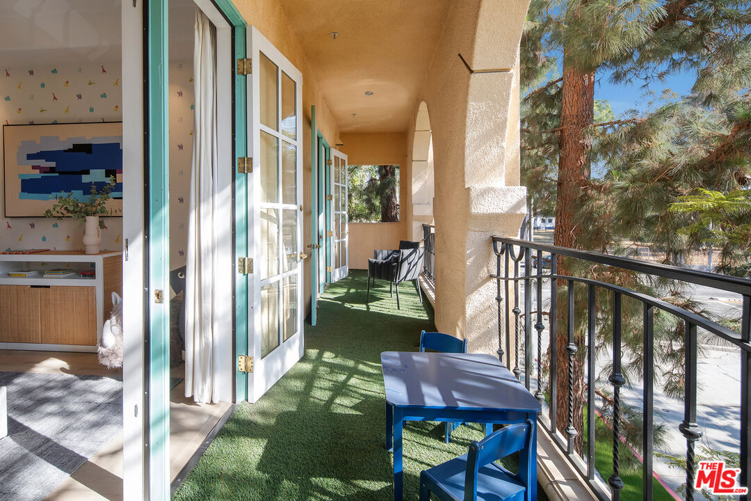 11500 San Vicente Blvd Unit: 221