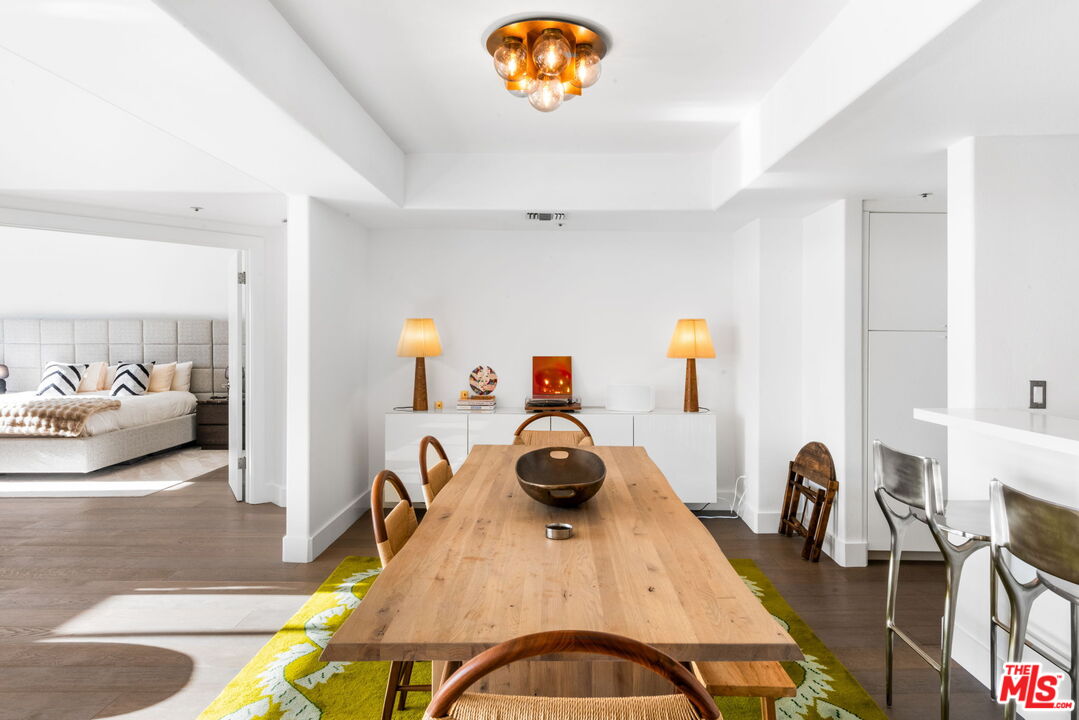 11690 Montana Ave Unit: PH303