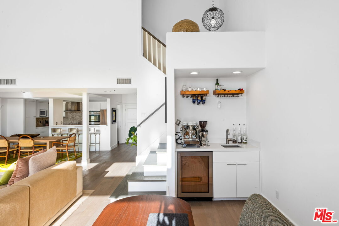 11690 Montana Ave Unit: PH303