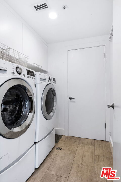 11690 Montana Ave Unit: PH303