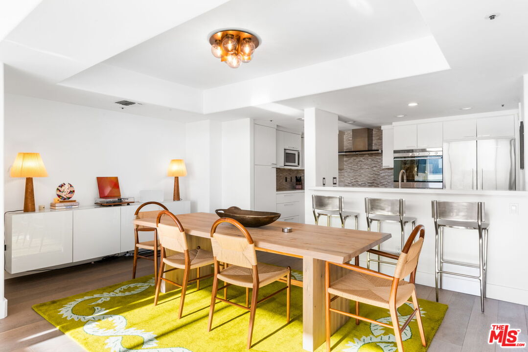 11690 Montana Ave Unit: PH303