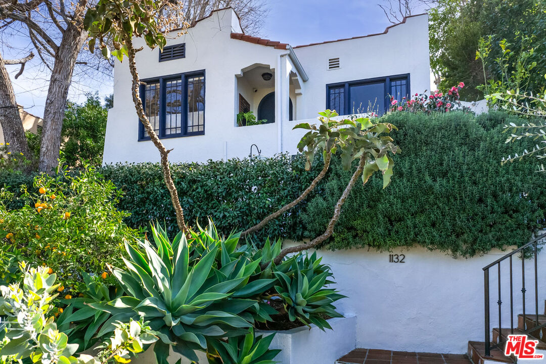 1132 Princeton Dr