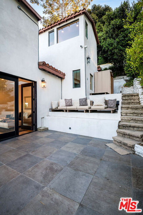 8417 Harold Way