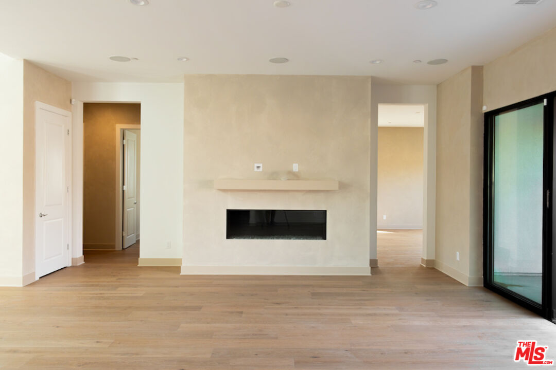 20507 W Edgewood Ct