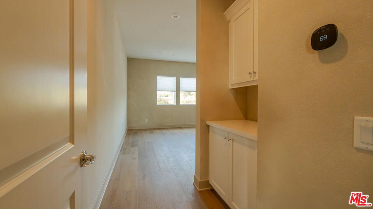 20507 W Edgewood Ct