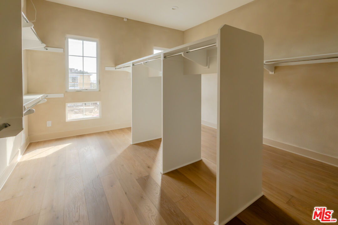 20507 W Edgewood Ct