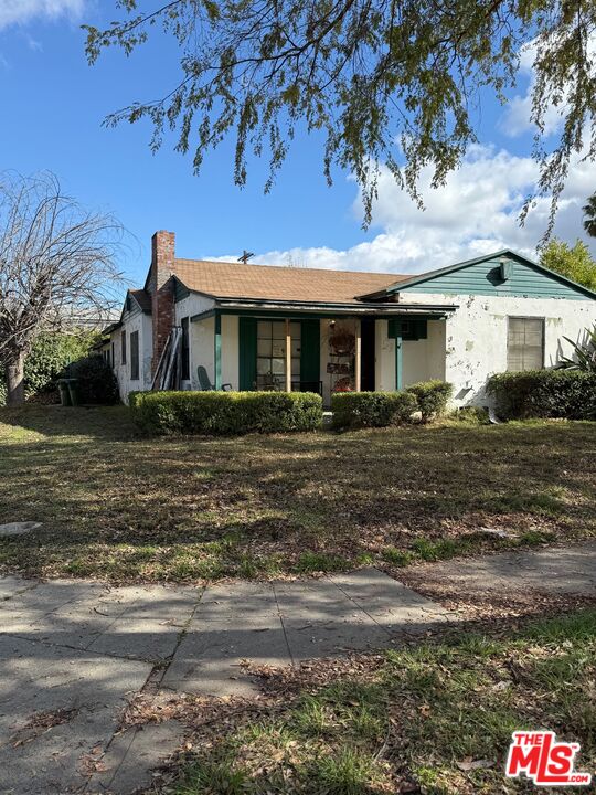 4856 Tyrone Ave