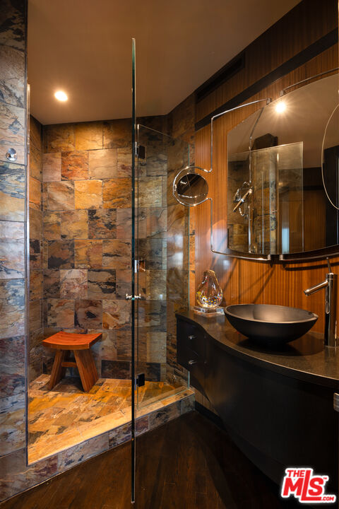 9255 Doheny Rd Unit: 2502