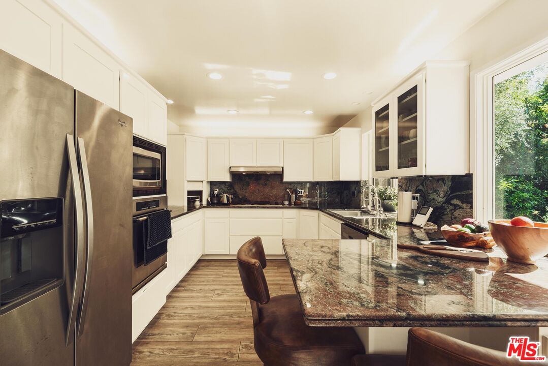 2533 La Condesa Dr