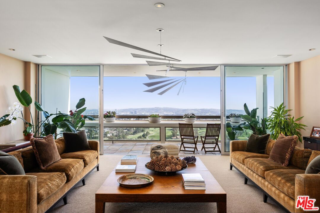 2220 Avenue Of The Stars Unit: 2304-2305