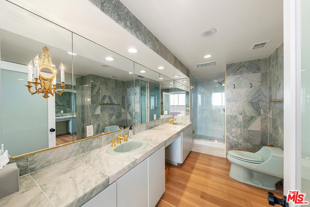 2220 Avenue Of The Stars Unit: 2306