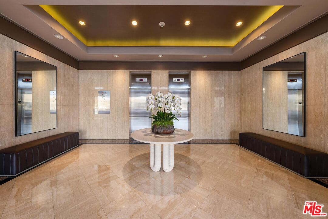 2220 Avenue Of The Stars Unit: 2306