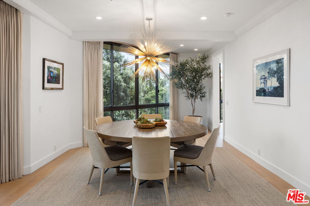 300 N Swall Dr Unit: 354