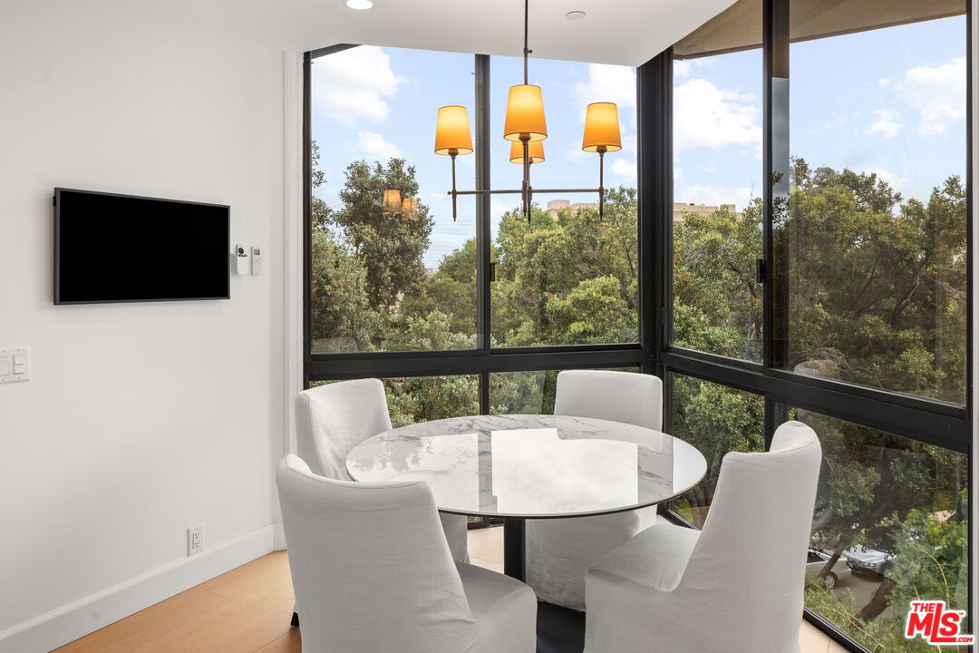 300 N Swall Dr Unit: 354