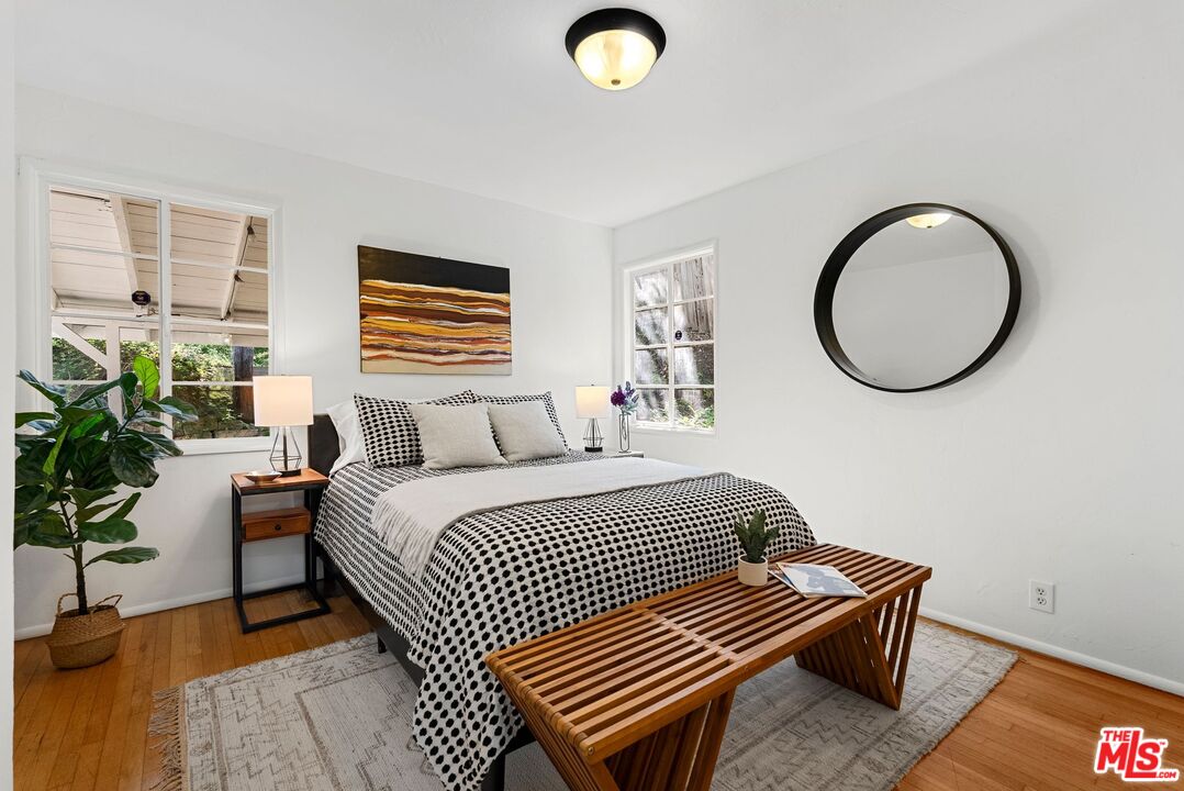 2666 La Cuesta Dr