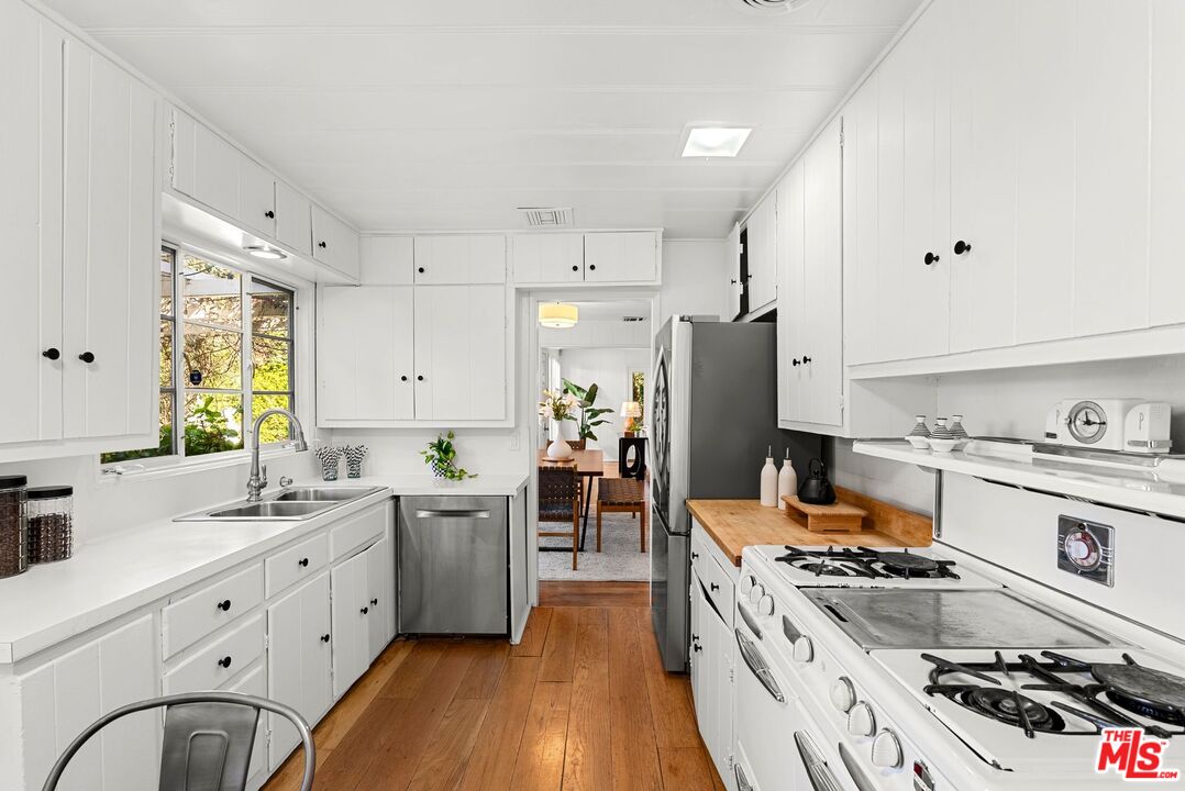 2666 La Cuesta Dr