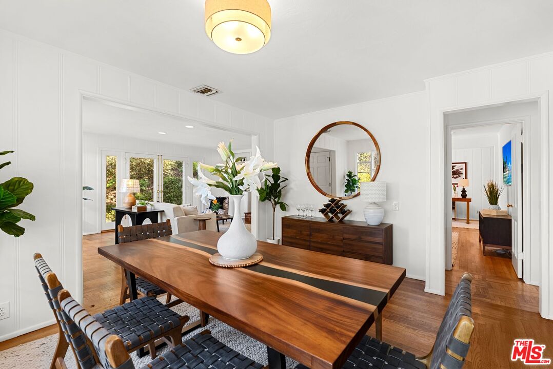 2666 La Cuesta Dr