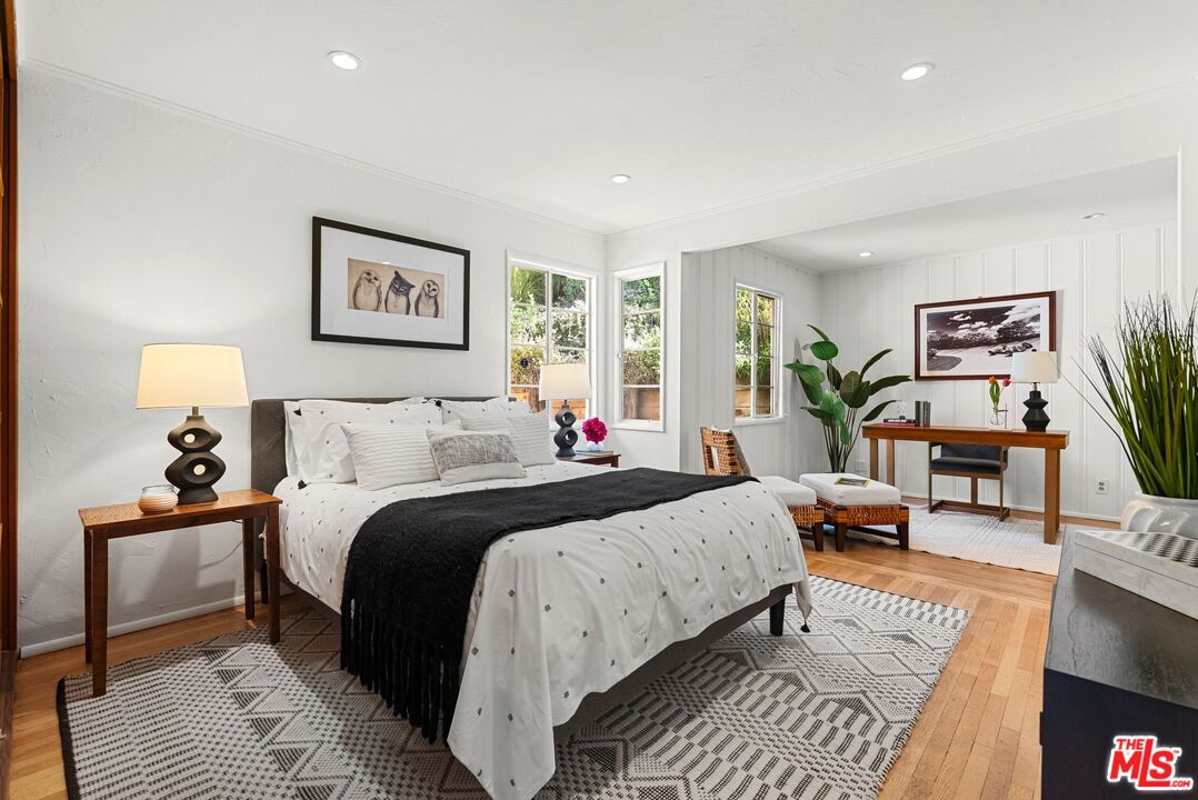 2666 La Cuesta Dr